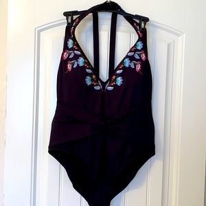 Women’s swim suit, Large, brand new